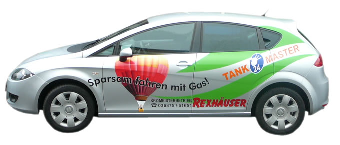 Fahrzeugbeschriftung mittels Folienplots und Digitaldruck - Firmenfahrzeuge Fa. Rexhäuser
