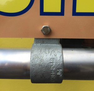 rohrausleger_baugeruest_schilder_aluminium_stecksystem